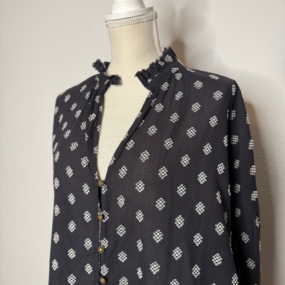 Pilcro Tavi Embroidered Button Down Blouse Black Cotton Frayed Trim XL - Picture 2 of 9